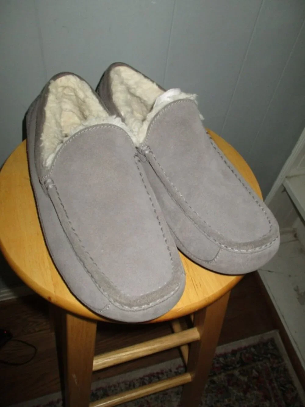 UGG Gray Suede Moccasin/Slippers Sz 12